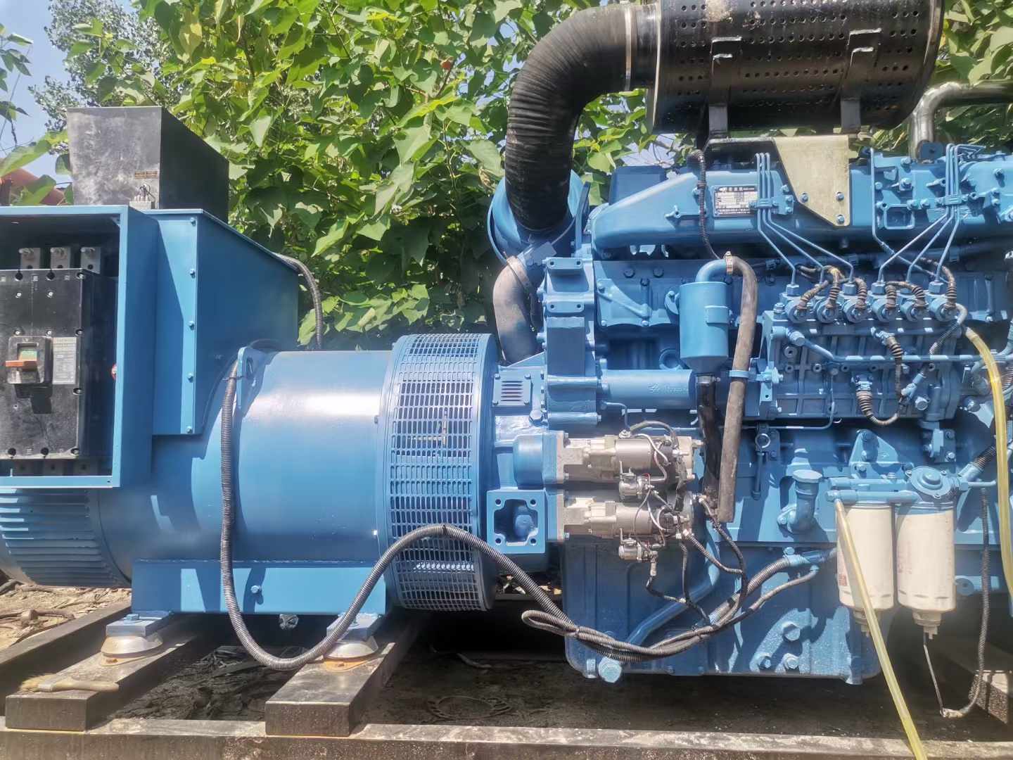 石柱详细说明降低 800kW 柴油发电机输出电流波动的方法