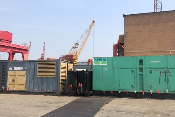 石柱发电机出租空气滤清器的清洁频率是多少？