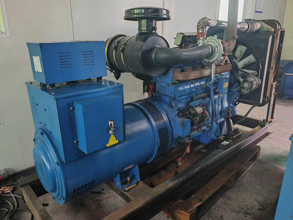 石柱100kW柴油发电机组使用多级机油有哪些优缺点？